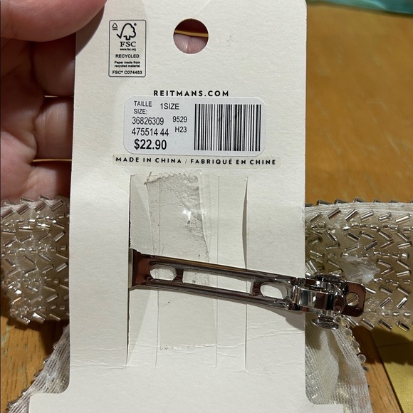 Reitmans NWT hair clip bow - Picture 3 of 4